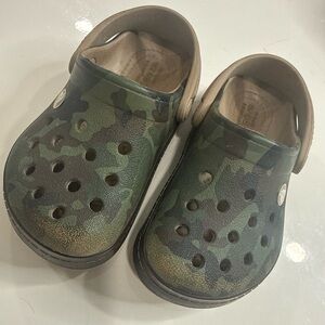 Size 7 Camo Crocs